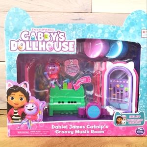 Gabby's dollhouse